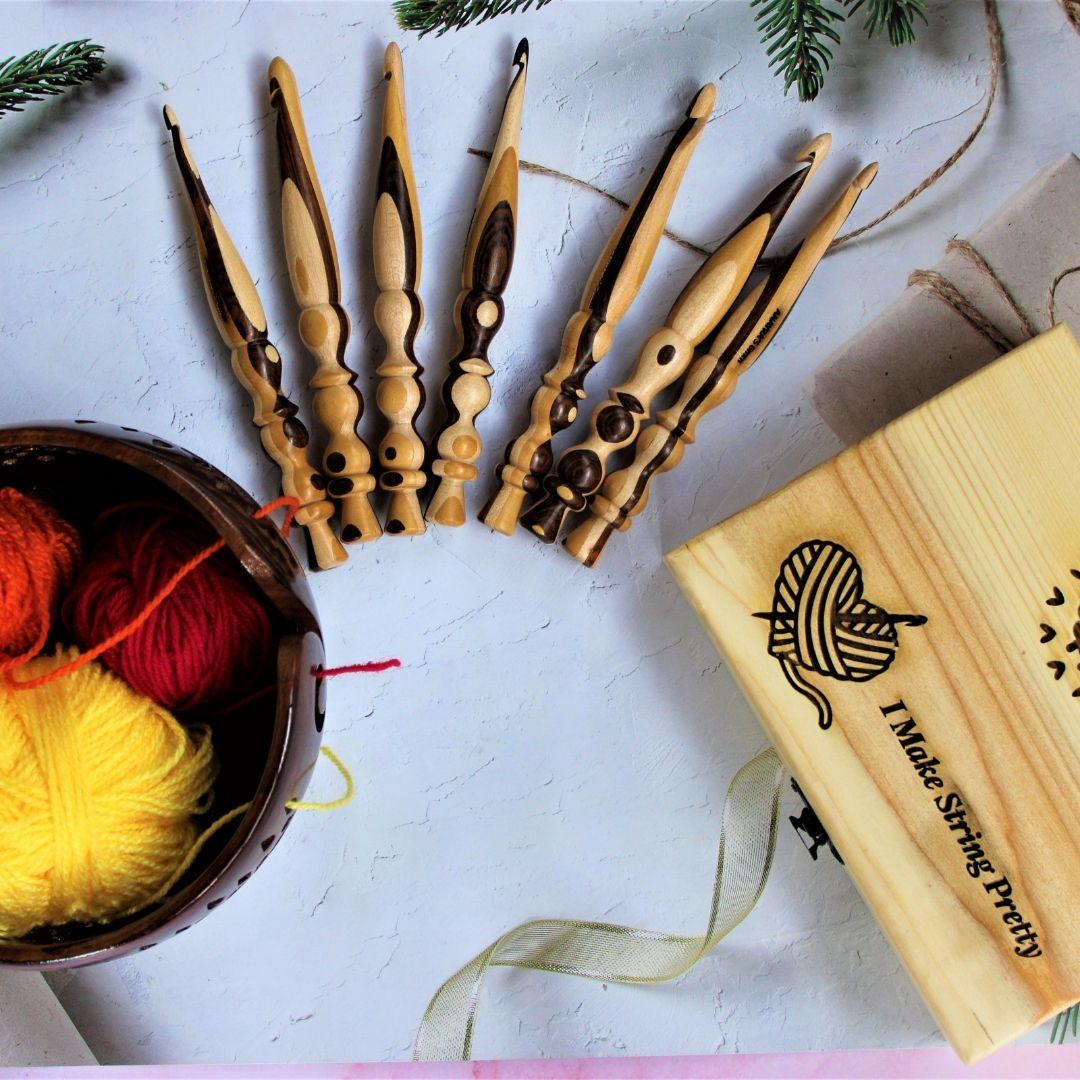 Furls Yarn Bowl Wood - Pine Wood Yarn Bowls Perfect for Knitting and  Crocheting - Yarn Bowls for Crocheting, Round with Holes Handmade Craft  Crochet