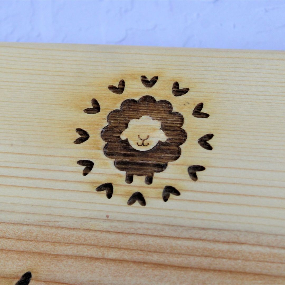 Handcrafted Maple Wood Crochet Hooks (Set of 6 Hooks, 4mm - 9mm) with a Beautiful Handmade Pinewood Box