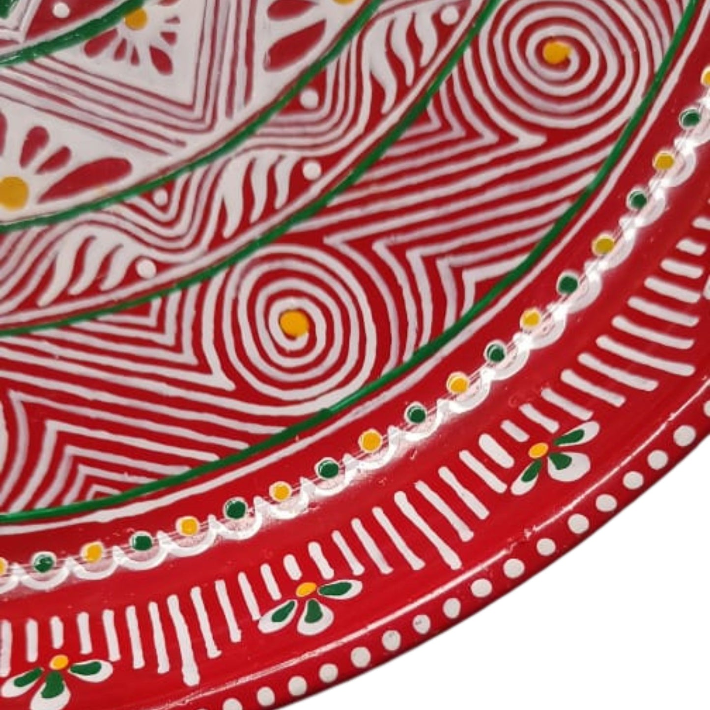 Traditional Design Large Size Hand Painted Puja Thalis for all occasions. Whether its Diwali, Bhaiya Dooj, Karwa Chauth, these hand painted aipan inspired puja thalis would be the perfect addition to your decor. Can be customised as per buyers choice too.