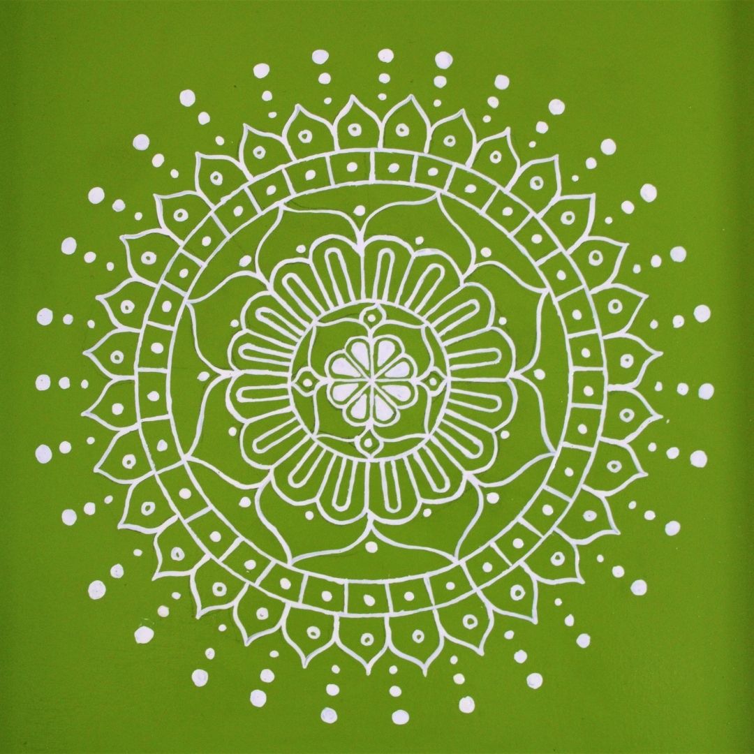 Traditional Aipan Inspired Hand Painted Wooden Serving Tray