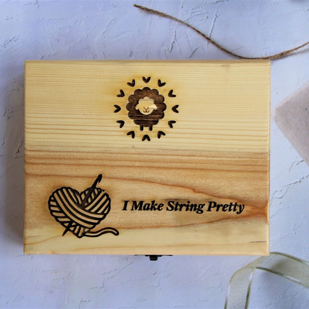 Handcrafted Maple Wood Crochet Hooks (Set of 6 Hooks, 4mm - 9mm) with a Beautiful Handmade Pinewood Box