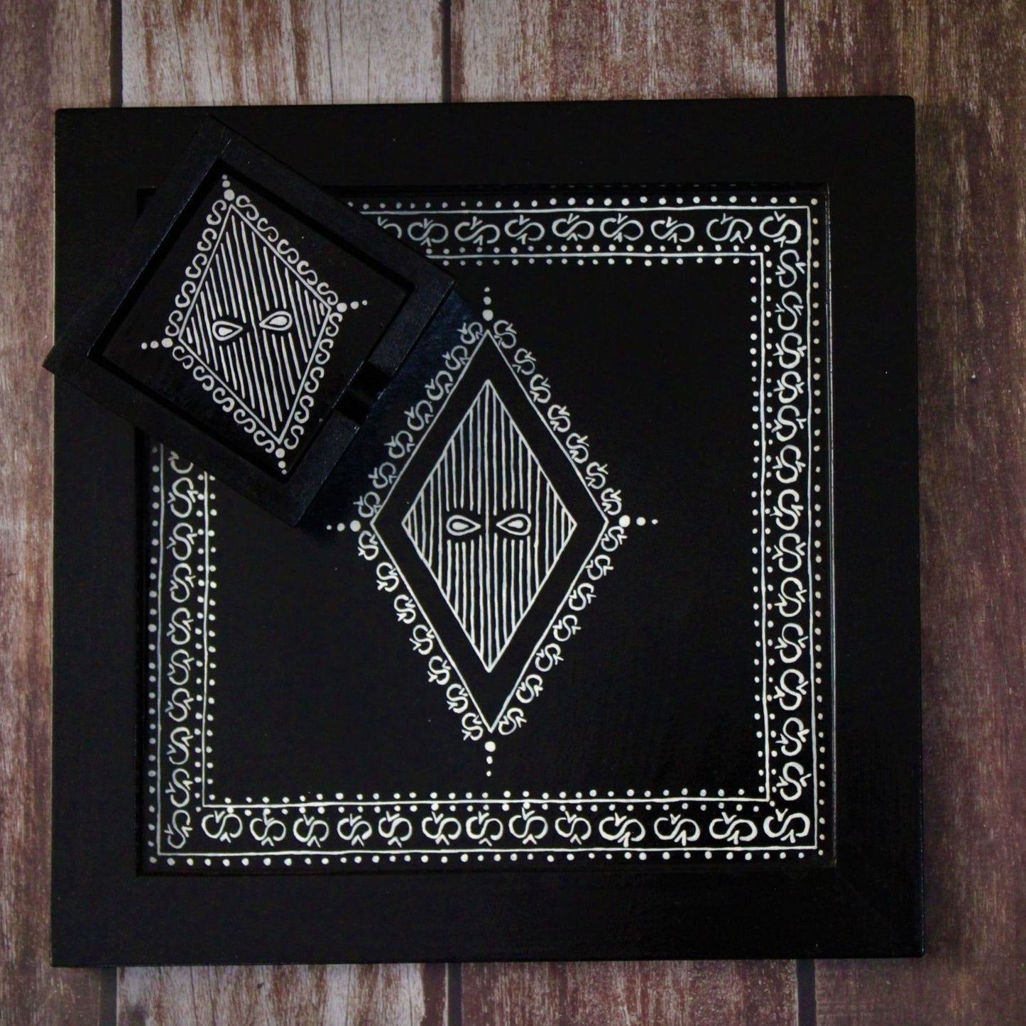 Traditional Aipan Inspired Hand Painted Wooden Serving Tray with Coaster Set