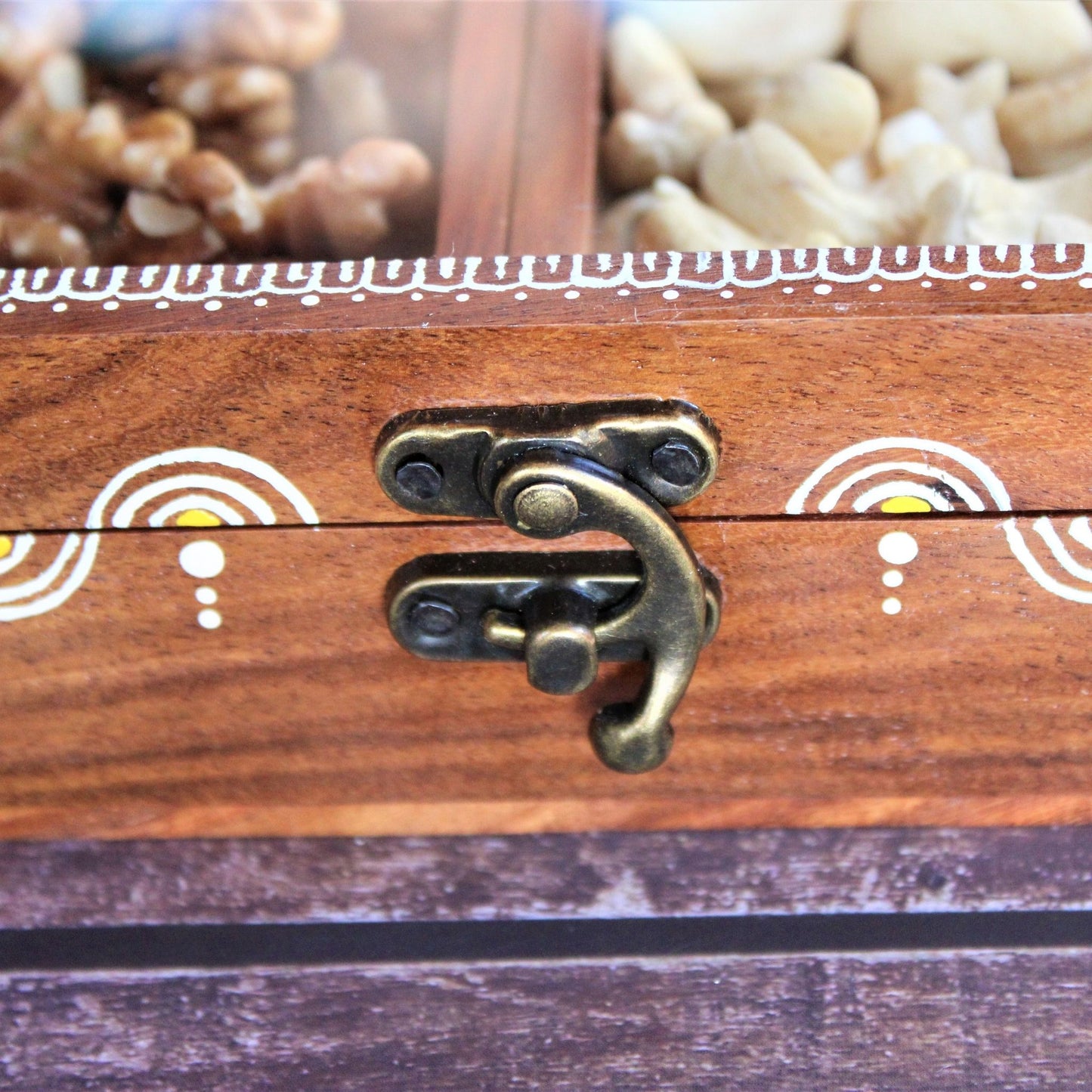 Sheesham Wood Indian Rosewood Dry Fruit Storage box with Four Removable Partitions and Free Wooden Spoon and Glass Top