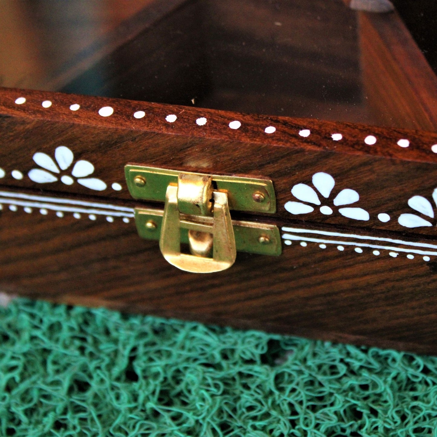 Sheesham Wood Handcrafted & Hand Painted Spice Box
