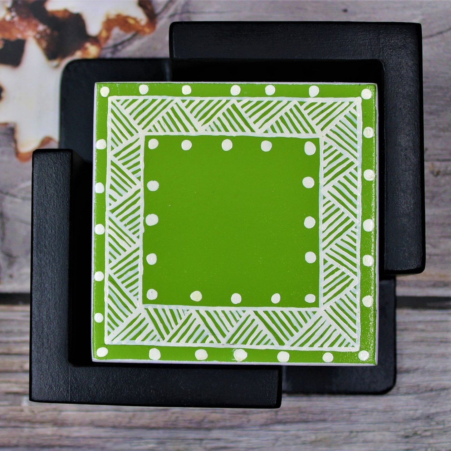 Traditional Aipan Inspired Hand Painted Wooden Serving Tray with Coaster Set