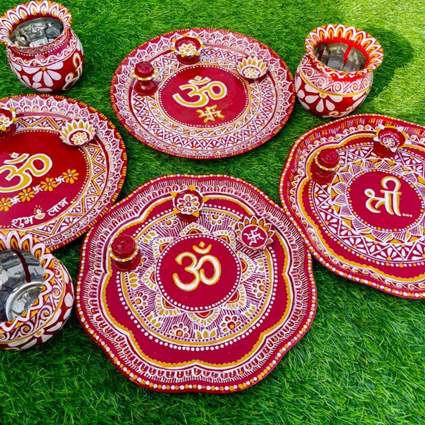 Large Size Hand Painted Puja Thalis for all occasions. Whether its Diwali, Bhaiya Dooj, Karwa Chauth, these hand painted aipan inspired puja thalis would be the perfect addition to your decor. Has different partitions each for diya/ lamp, tika / roli, chawal / rice and agarbatti too.