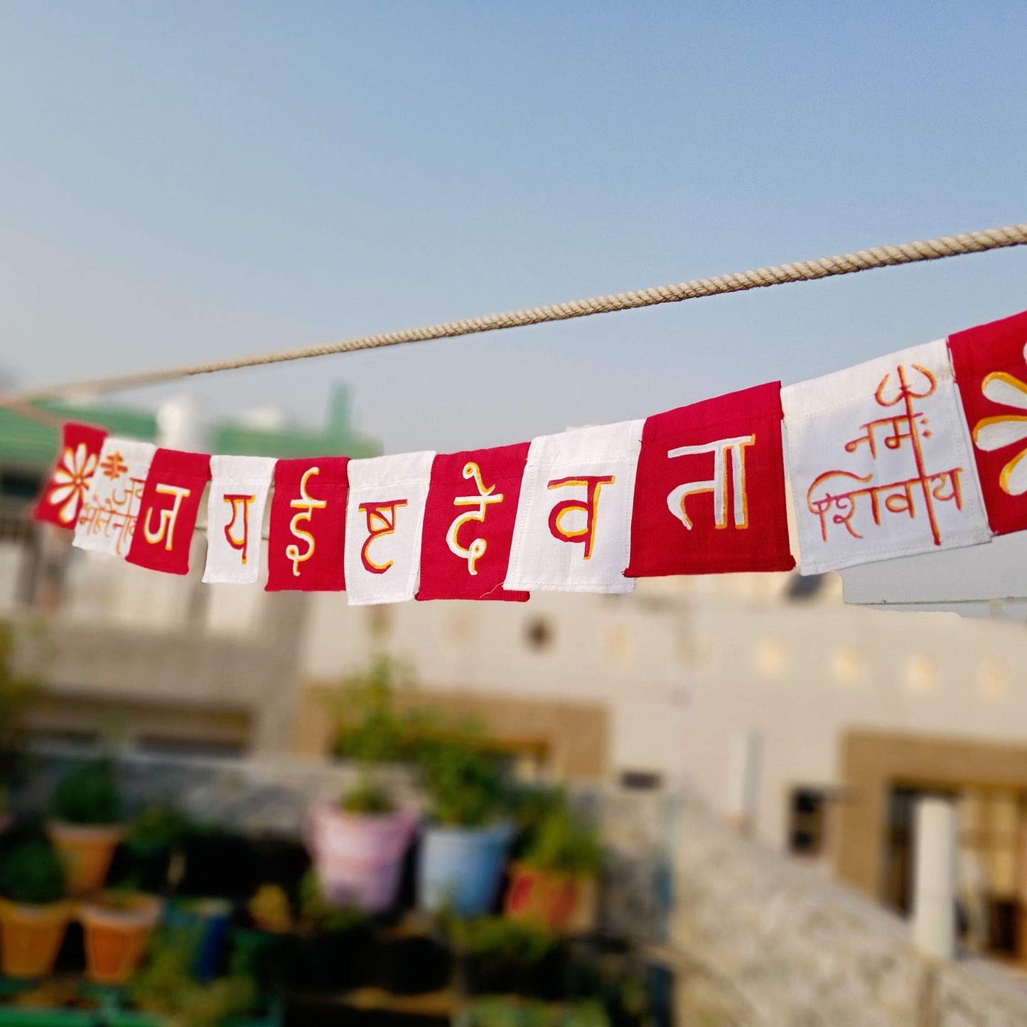Hand Painted Torans from Uttarakhand. Slogans like Pahadi Biker, Seedhe Pahad Se and Many more. Toran fits doors / windows of your house. Its also a perfect fit for your car. These can also be customised as per the requirement or request from buyer.