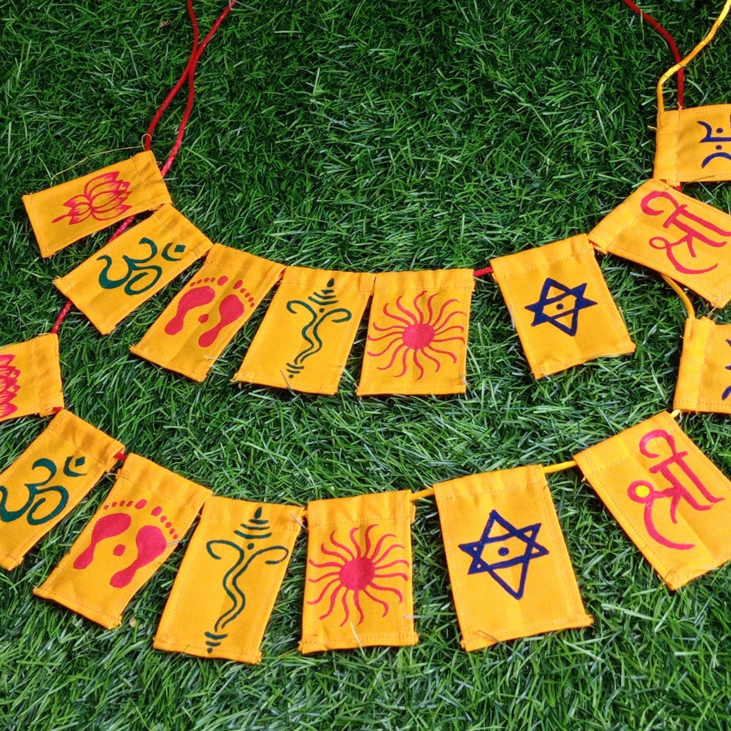 Hand Painted Torans from Uttarakhand. Slogans like Pahadi Biker, Seedhe Pahad Se and Many more. Toran fits doors / windows of your house. Its also a perfect fit for your car. These can also be customised as per the requirement or request from buyer.