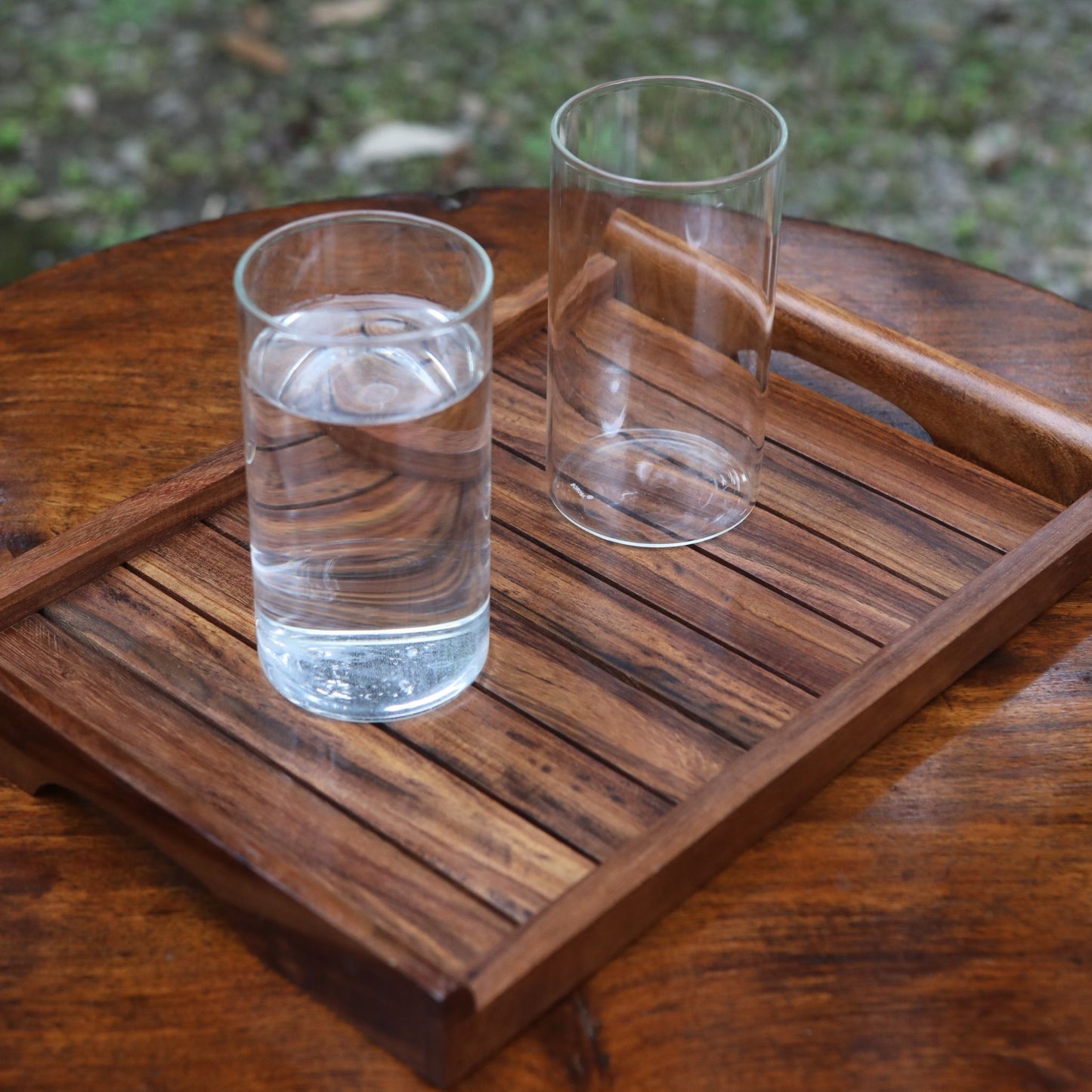 Sheesham Wood or Indian Rosewood Serving Tray with Handles. High Quality Wood has been used and then the finished product is lacquered to give it a ultimate shine.