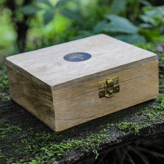 Genuine Leather Wallet with RFID Protection and Wooden Gift Box