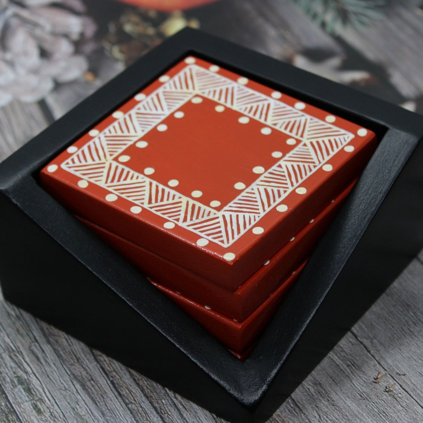 Traditional Aipan Inspired Hand Painted Wooden Serving Tray with Coaster Set