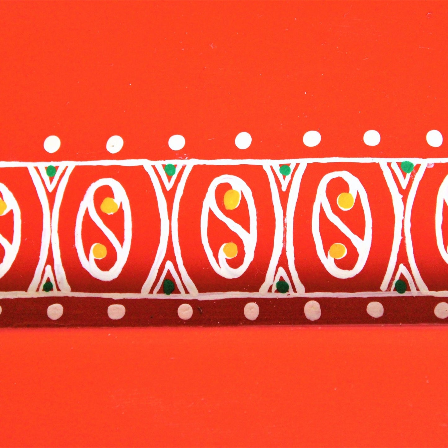 Traditional Aipan Inspired Hand Painted Wooden Serving Tray