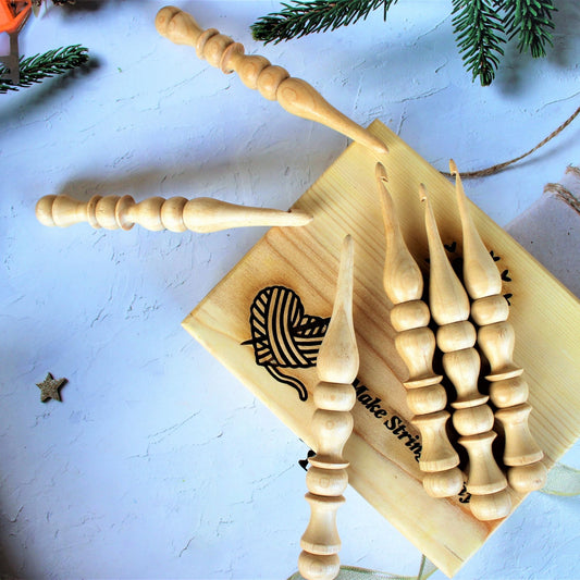 Maple Wooden Crochet Hooks set of 6 with Laser Engraved Pinewood Box. The box is lined with soft velvet cloth inside.