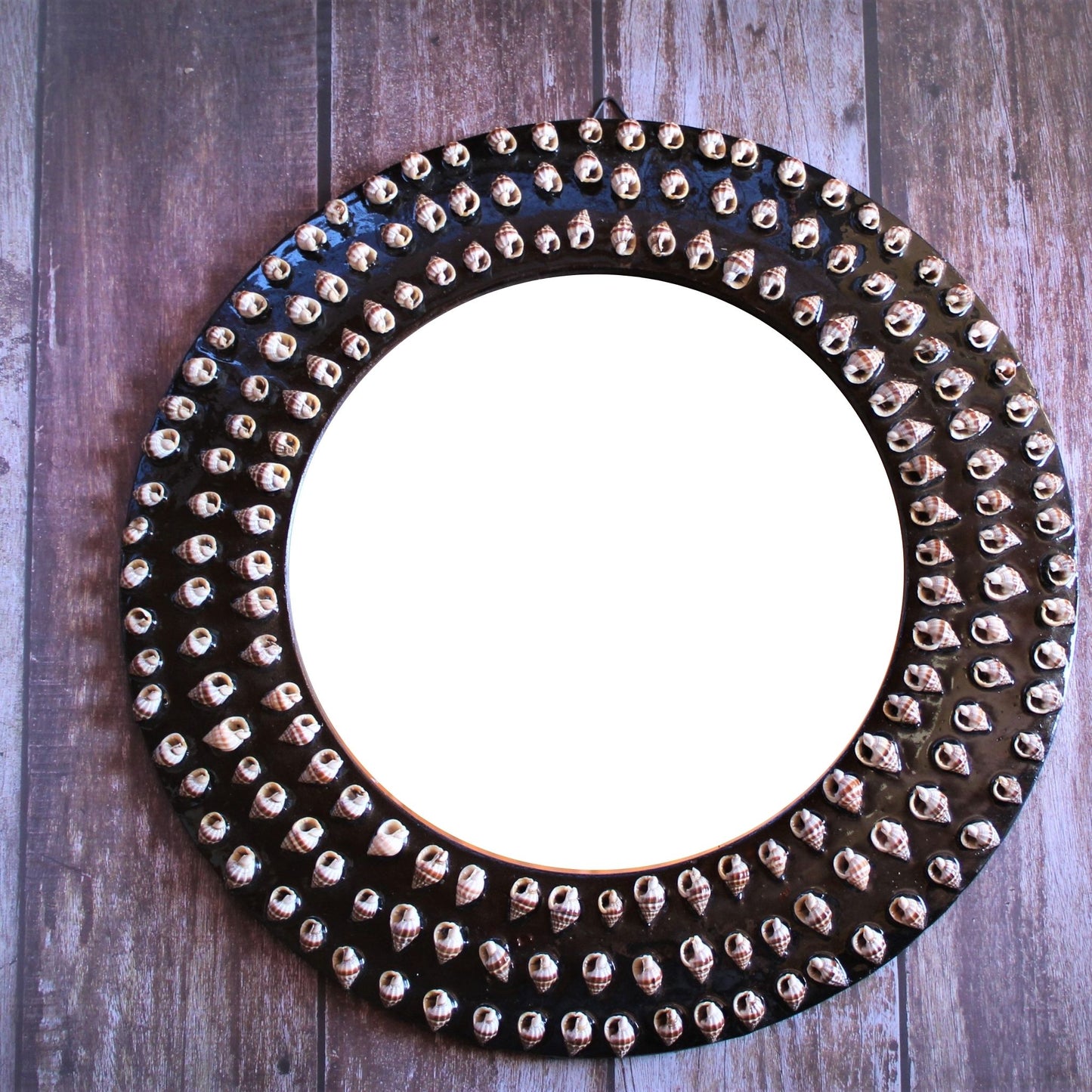 Handcrafted Mirror with Shell Design for Bathroom/Dressing Room