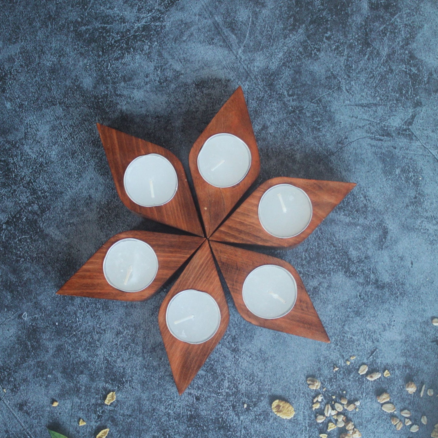 Leaf Shaped Tea Light Candle Holders (Set of 6)